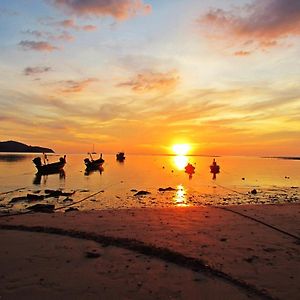 Check In Hostel at Naiyang Beach